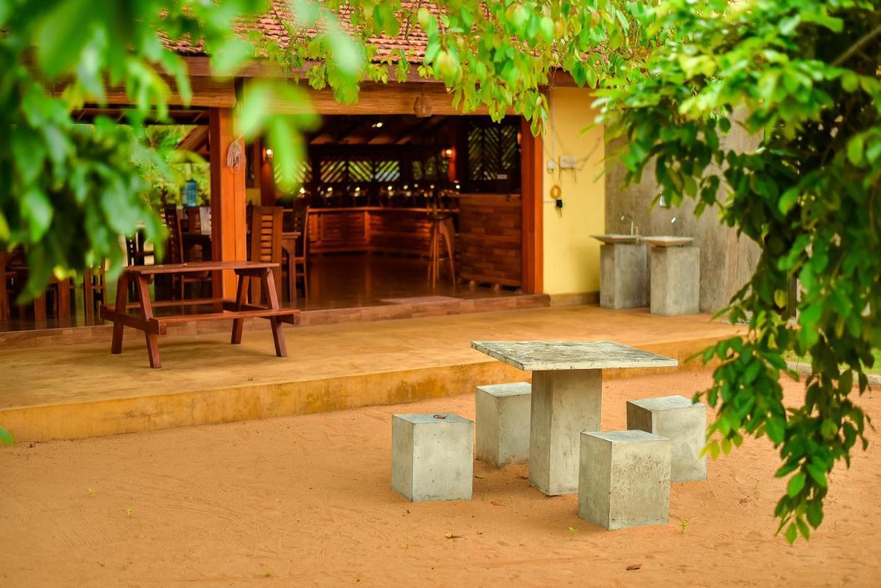 Horizon KiteSurfing Beach Resort Kalpitiya Exterior foto